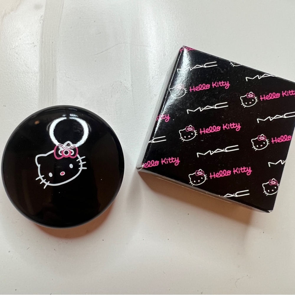 Mac Hello Kitty tinted lip conditioner spf 15+ new